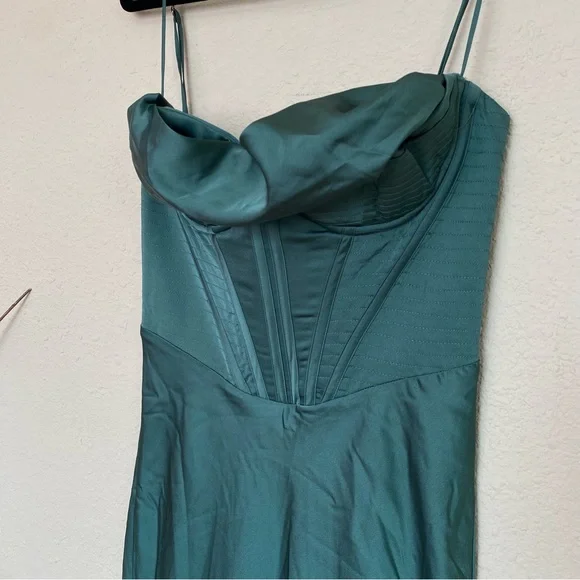 cross back maxi dress Maxi Dress Navy Long Dress Elai Open Back Maxi Dress Size 0